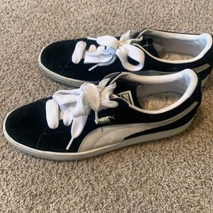 Size 14 Black Puma Suede Great Condition